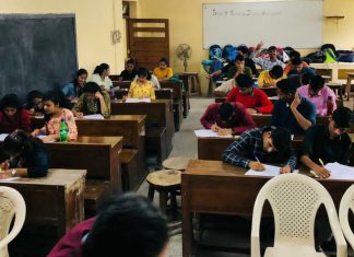 विक्रम विश्वविद्यालय में विश्व ओजोन डिप्लीशन दिवस पर पोस्टर प्रतियोगिता सम्पन्न