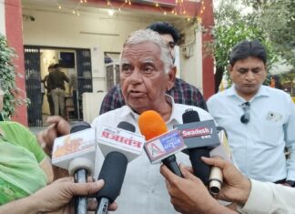 उज्जैन में भाजपा नेता धीरज आंजना पर झूठी एफआईआर: थाना प्रभारी पर उठाए गए सवाल