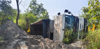 ओवरलोड वाहनों से नागरिकों की जान जोखिम में