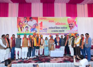 लखन हरिओम पोरवाल मित्र मंडली का “1 साल बेमिसाल” कार्यक्रम आयोजित