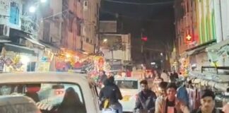 धार्मिक नगरी उज्जैन के तोपखाना क्षेत्र में ट्रैफिक और सुरक्षा व्यवस्था ध्वस्त! श्रद्धालुओं को झेलनी पड़ रही भारी असुविधा