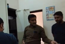 सिंधी कॉलोनी के बंगले में डिजिटल डकैती,देवास आरटीओ की आईडी से आधी रात को बैंक सीजिंग वाहनों का 420 खेल करोड़ों का राजस्व स्वाहा!