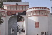 जेल में सनसनीखेज खुलासा मोबाइल तंबाकू और नोटों के दम पर बिक रही सुरक्षा!