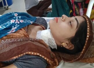 खाकी की नाक के नीचे प्रेमिका ने काटा पत्नी का गला