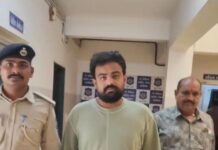 गांधीधाम में नशे के कारोबार पर पुलिस का चाबुक